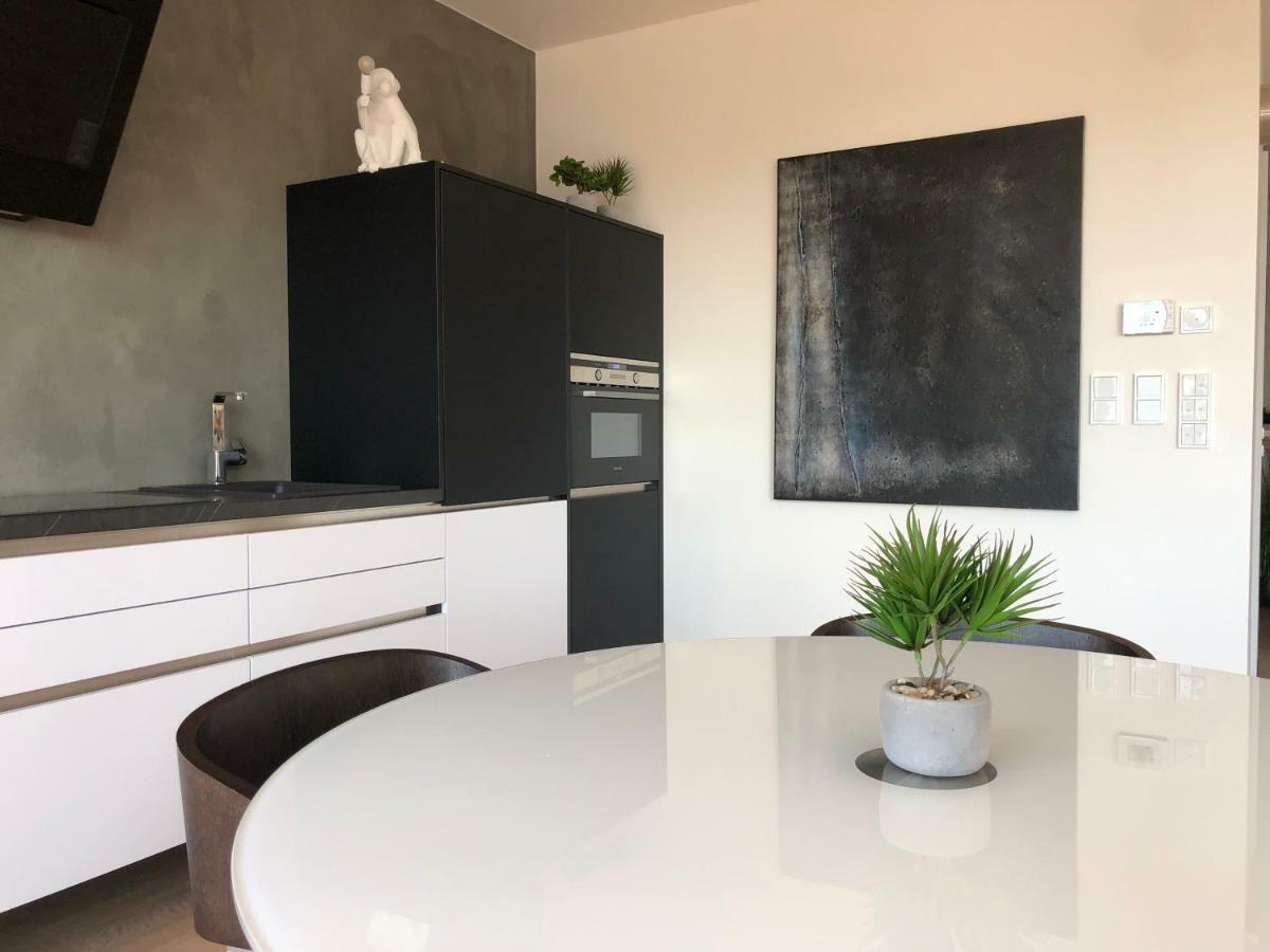 7Th Heaven Apartments Brno Bagian luar foto